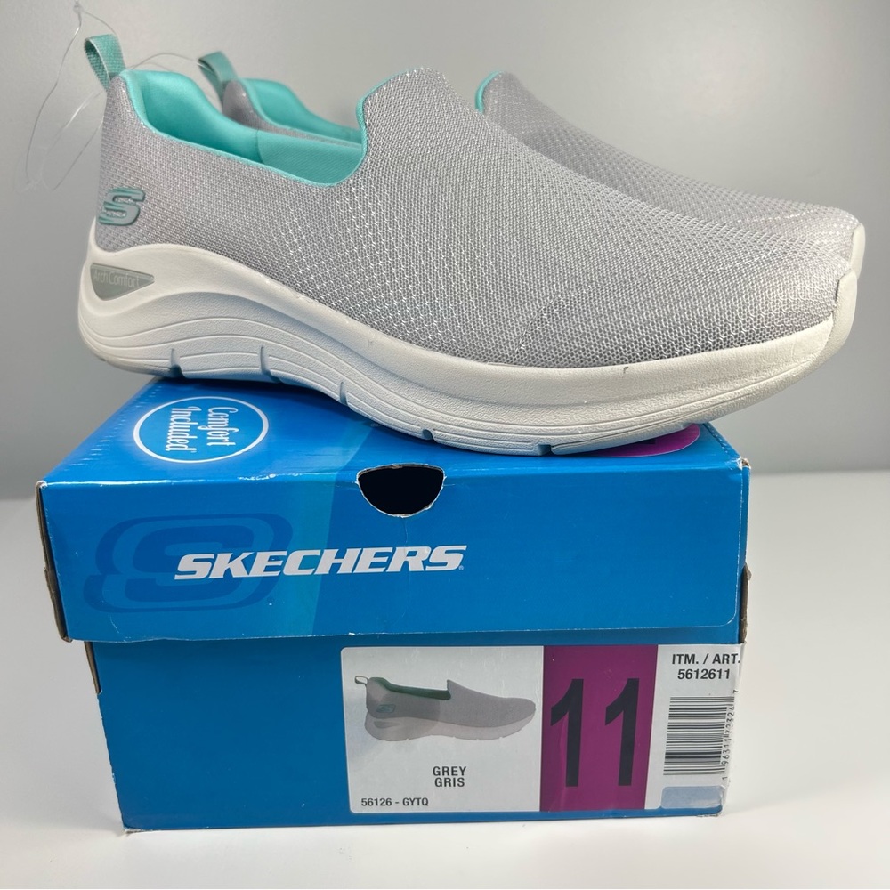 NEW Skechers Arch Comfort Athletic Slip On Walking Running Shoe; Women’s Size 11